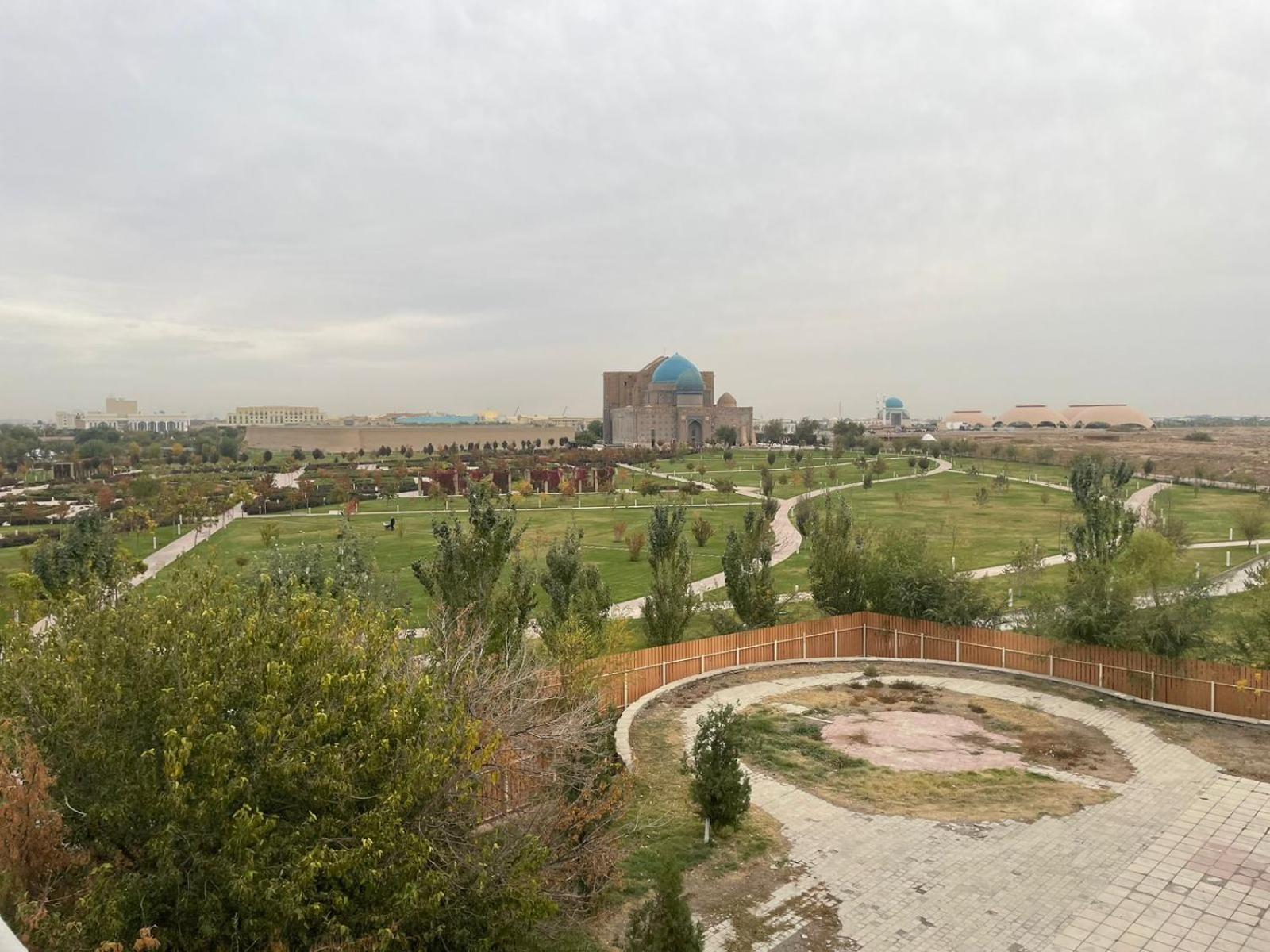 Yassy Hotel, Turkistan 외부 사진